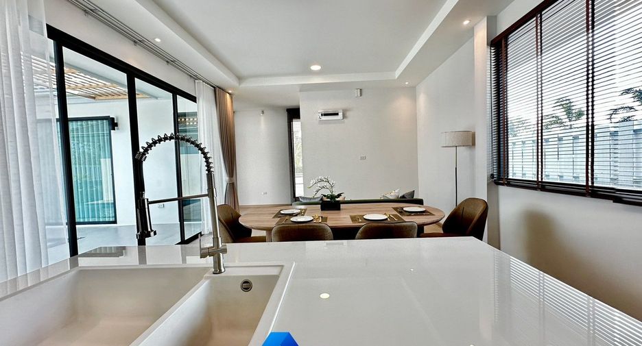 For sale 3 ベッドルーム villa in Hua Hin, Prachuap Khiri Khan