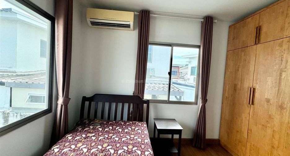 For rent and for sale 3 bedrooms house in Si Racha, Chonburi
