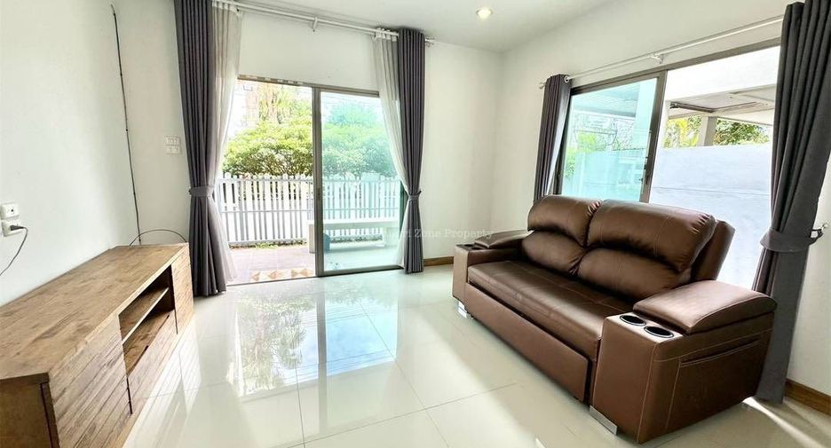 For rent and for sale 3 bedrooms house in Si Racha, Chonburi