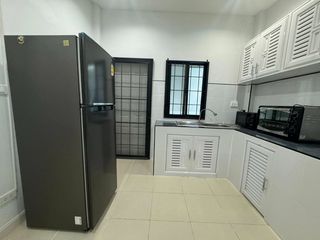 À louer 3 chambres maison à Si Racha, Chonburi