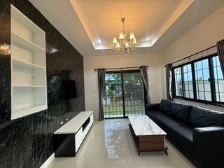 À louer 3 chambres maison à Si Racha, Chonburi