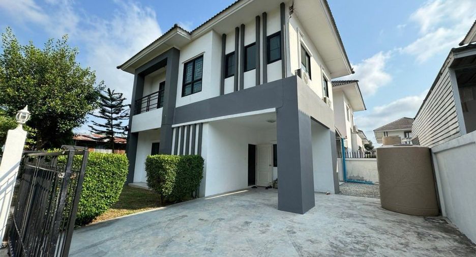 For rent 3 bedrooms house in Si Racha, Chonburi