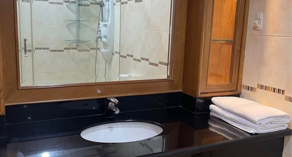For rent 1 Beds condo in Watthana, Bangkok