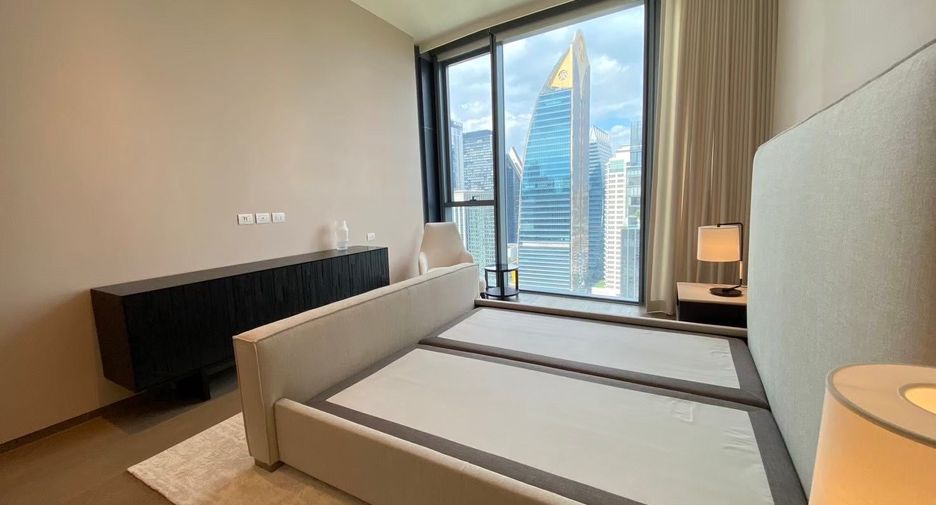 For sale 2 bedrooms condo in Pathum Wan, Bangkok