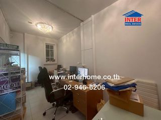 For sale 4 bed townhouse in Prawet, Bangkok