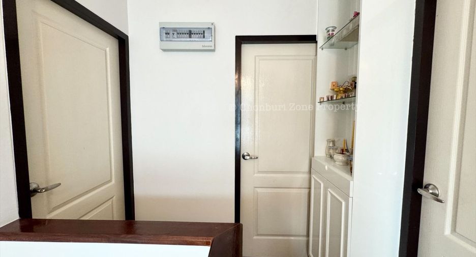 For rent 3 bedrooms house in Si Racha, Chonburi