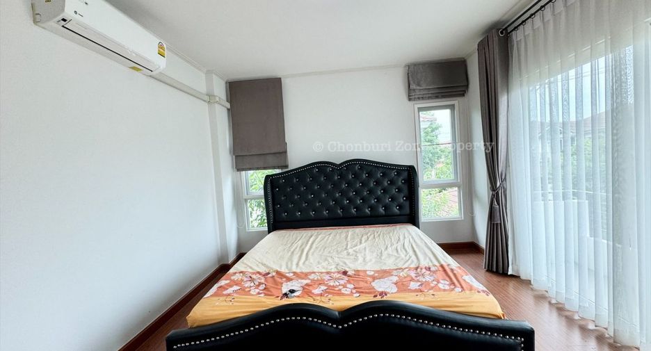 For rent 3 bedrooms house in Si Racha, Chonburi
