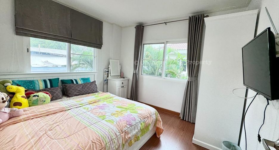 For rent 3 bedrooms house in Si Racha, Chonburi