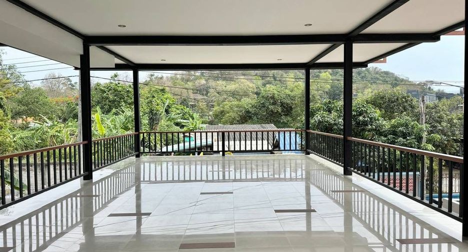 出租 和 出售 6 卧室 办公室 在 Si Racha, Chon Buri