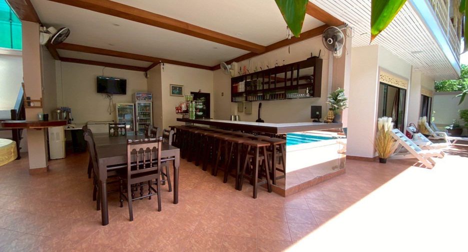 À vendre 18 chambres hôtel à Bang Lamung, Chonburi