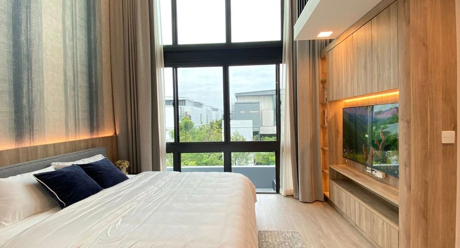 For rent 4 ベッドルーム house in Saphan Sung, Bangkok