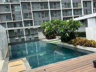 For sale 1 Beds condo in Phra Khanong, Bangkok