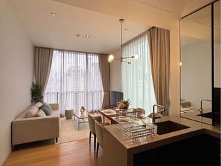 Wohnung zur Miete mit 2 Zimmer in Pathum Wan, Bangkok