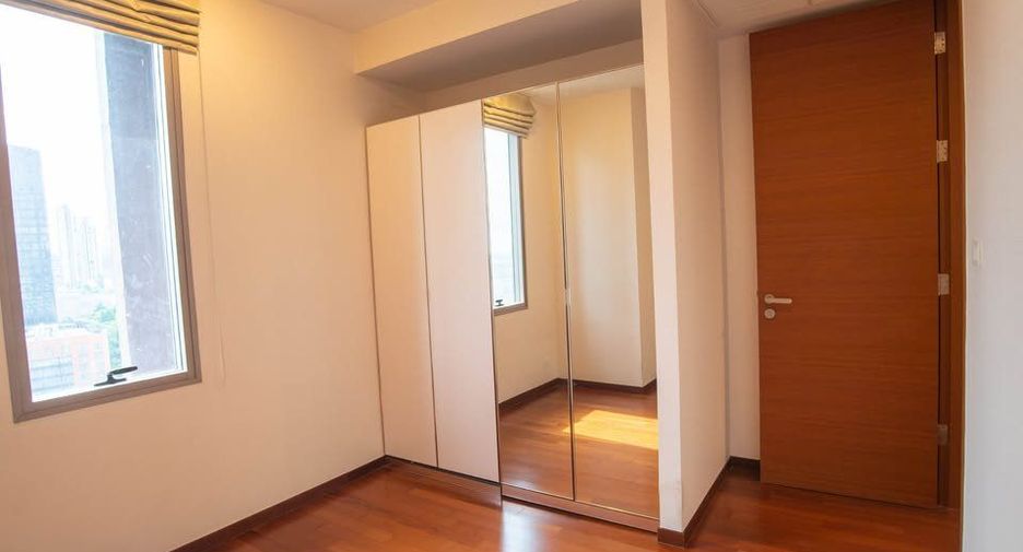 Condo en venta de 2 habitaciones en Khlong Toei, Bangkok