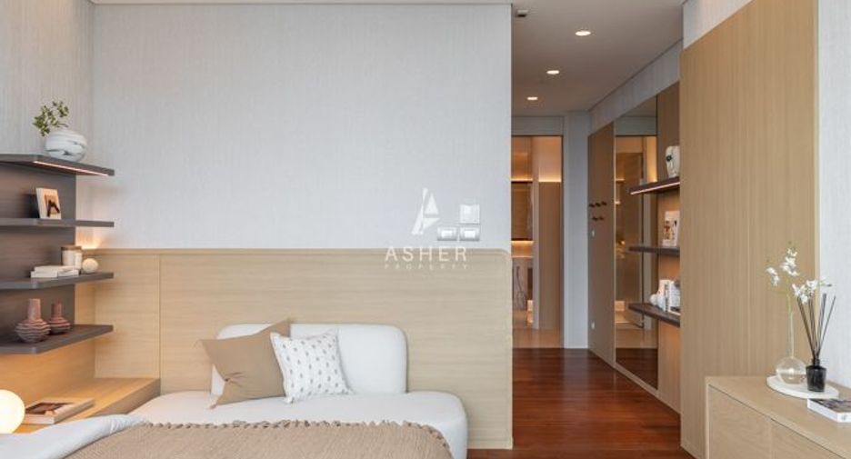 For sale 2 bedrooms condo in Pathum Wan, Bangkok