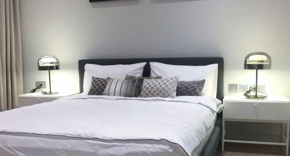 For sale 2 bedrooms condo in Khlong Toei, Bangkok