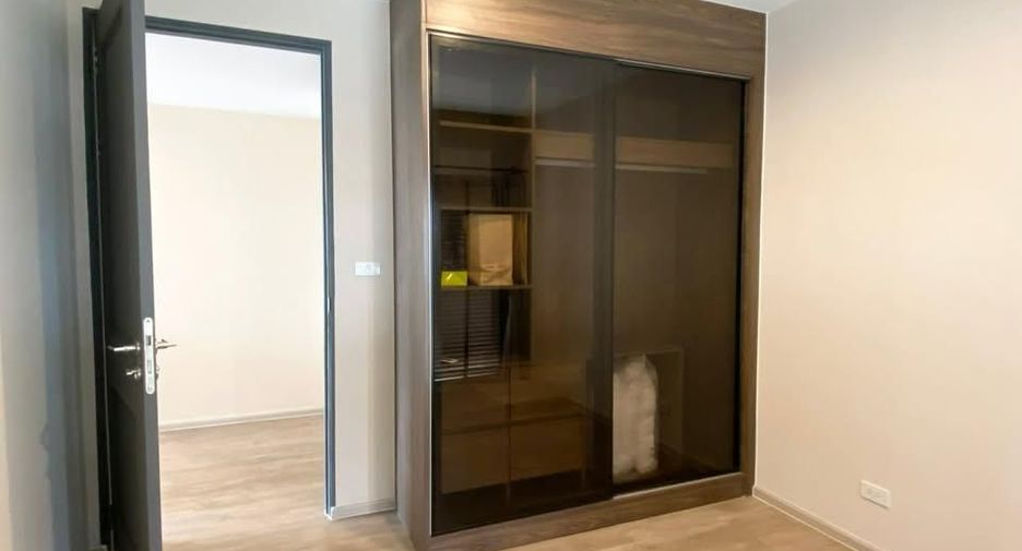 À vendre 2 chambres condo à Pathum Wan, Bangkok