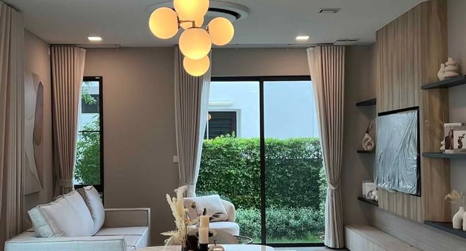 For rent 4 bed house in Bang Phli, Samut Prakan