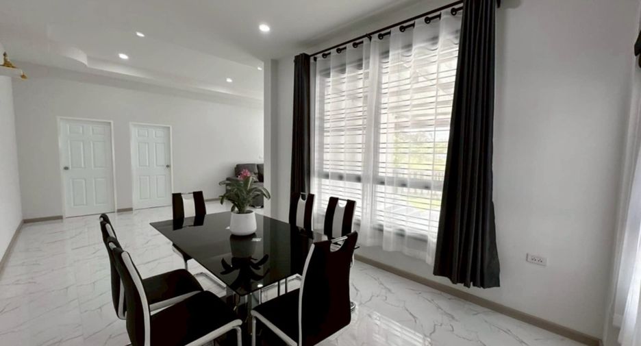 For rent 3 bedrooms house in Bang Lamung, Chonburi