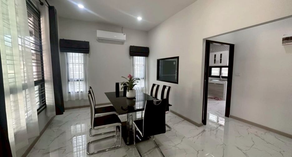 For rent 3 bedrooms house in Bang Lamung, Chonburi