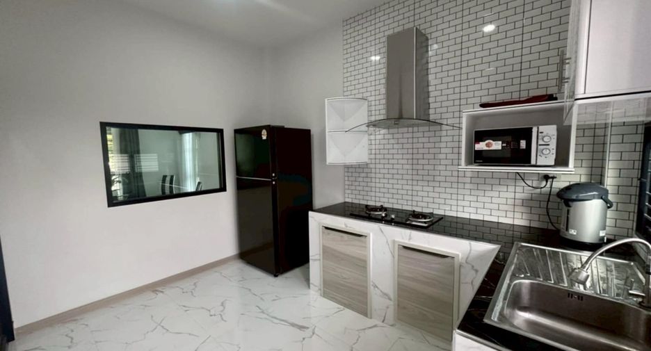 For rent 3 bedrooms house in Bang Lamung, Chonburi