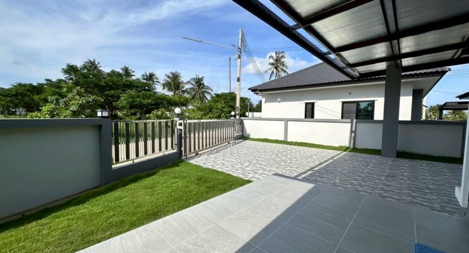 For rent 3 bedrooms house in Bang Lamung, Chonburi
