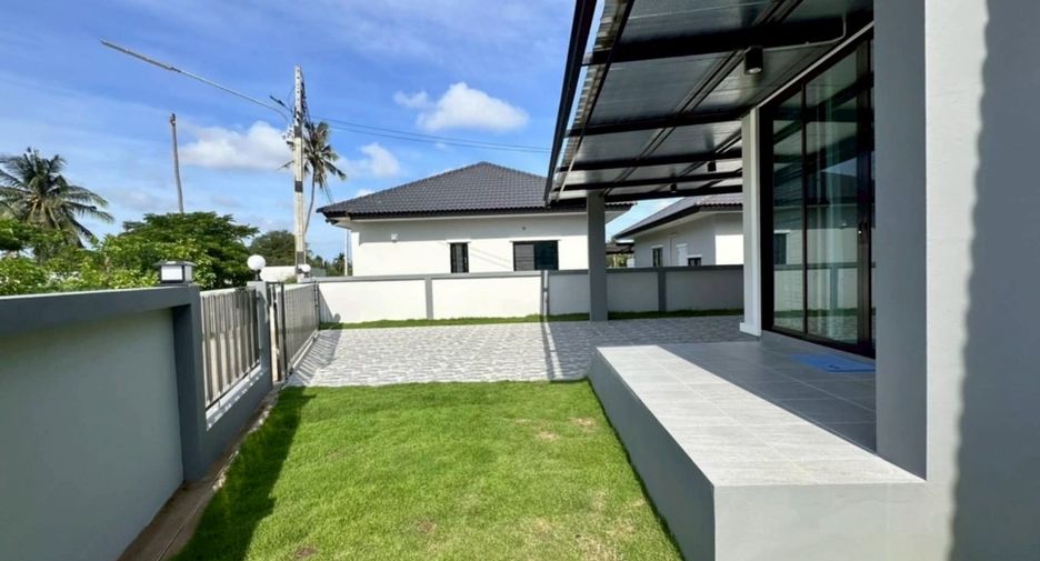 For rent 3 bedrooms house in Bang Lamung, Chonburi