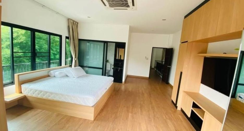 Villa en venta de 5 habitaciones en San Sai, Chiang Mai
