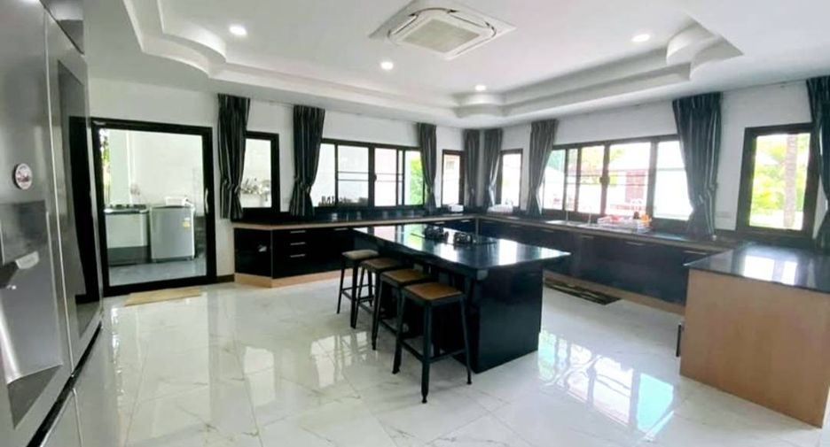 Villa en venta de 5 habitaciones en San Sai, Chiang Mai