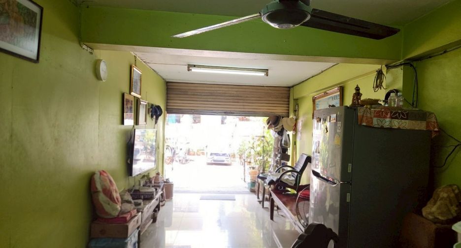 For sale 14 bedrooms retail Space in Bang Khun Thian, Bangkok