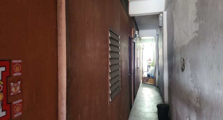 For sale 14 bedrooms retail Space in Bang Khun Thian, Bangkok