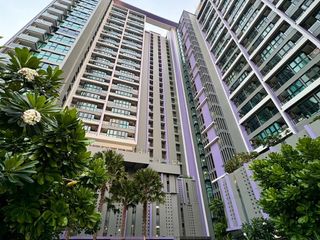 For sale 1 bed condo in Si Racha, Chonburi