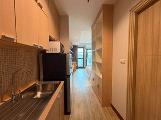 For sale 1 bed condo in Si Racha, Chonburi