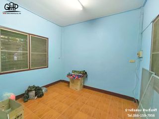 For sale 2 bed townhouse in Mueang Suphanburi, Suphan Buri