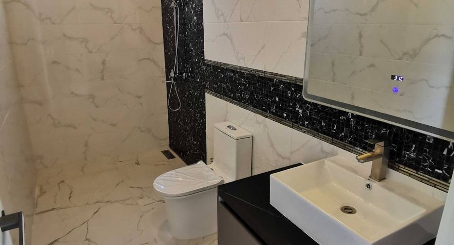 For rent 6 ベッドルーム villa in Bang Lamung, Chonburi