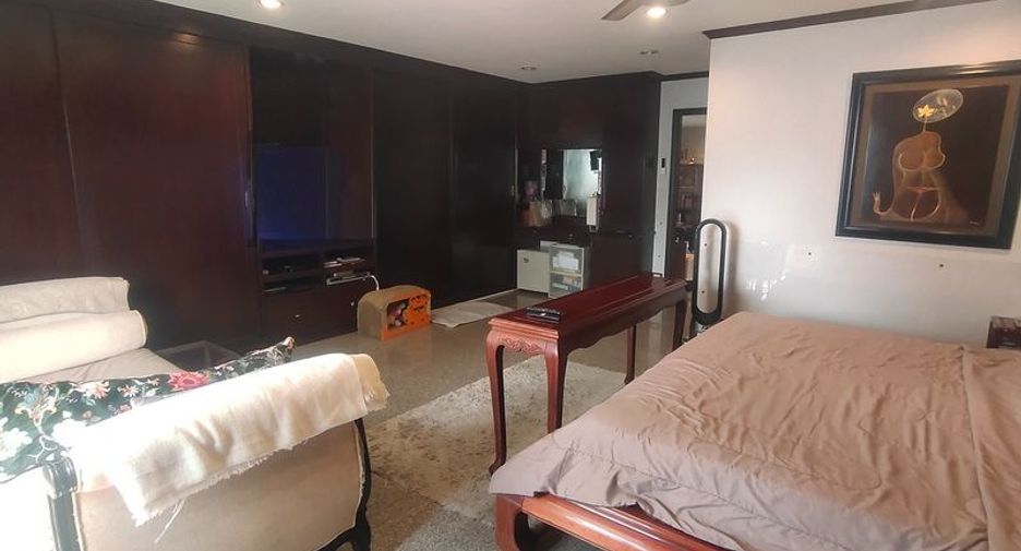 Condo en venta de 3 habitaciones en Watthana, Bangkok