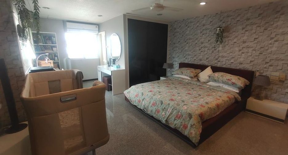 Condo en venta de 3 habitaciones en Watthana, Bangkok