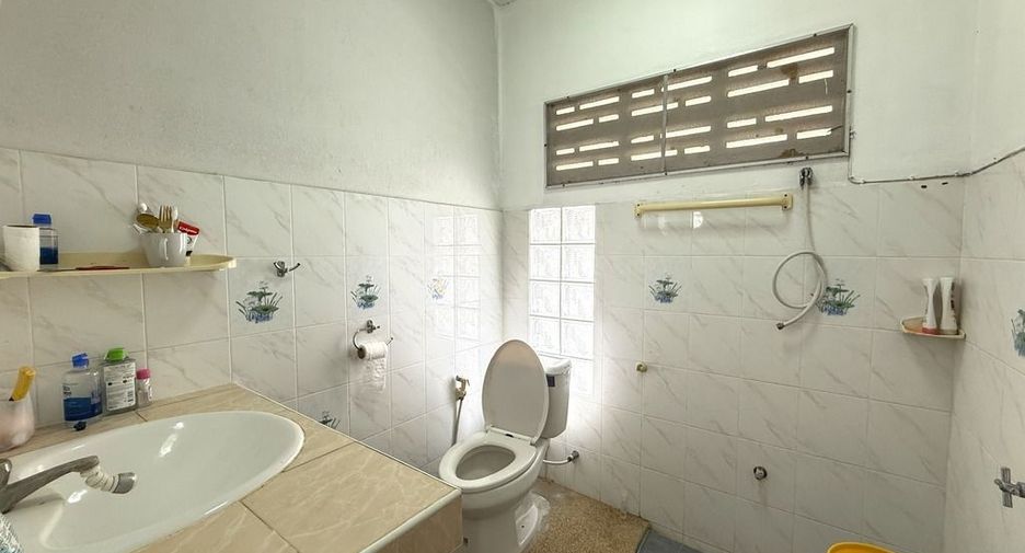 出售 2 卧室 独立屋 在 Mueang Krabi, Krabi