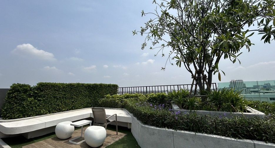 For sale 2 bedrooms condo in Pak Kret, Nonthaburi