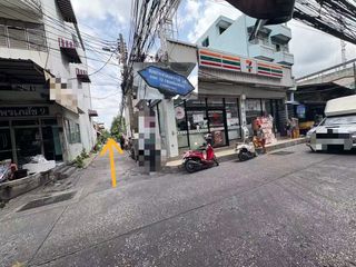 For sale 2 bed townhouse in Din Daeng, Bangkok