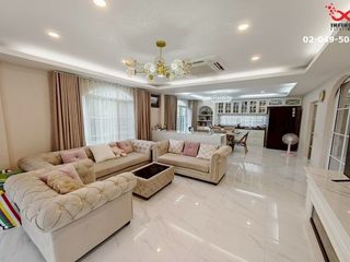 For sale 4 Beds house in Mueang Pathum Thani, Pathum Thani