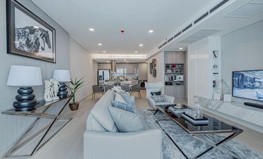 For sale 3 bedrooms condo in Khlong Toei, Bangkok