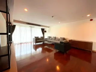 For rent 4 bed apartment in Khlong Toei, Bangkok
