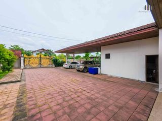 For sale 7 Beds house in Lam Luk Ka, Pathum Thani
