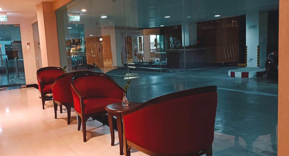 For sale 1 bed condo in Phaya Thai, Bangkok