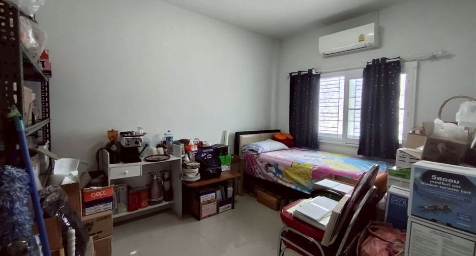 For sale 3 bed townhouse in Krathum Baen, Samut Sakhon