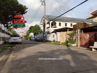 出售 土地 在 Lak Si, 曼谷