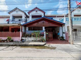 For sale 3 bed townhouse in Bang Bua Thong, Nonthaburi