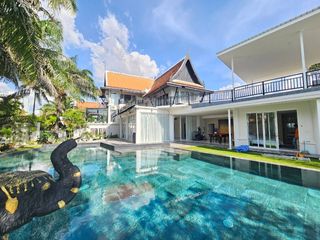 For rent 6 Beds villa in Bang Lamung, Chonburi