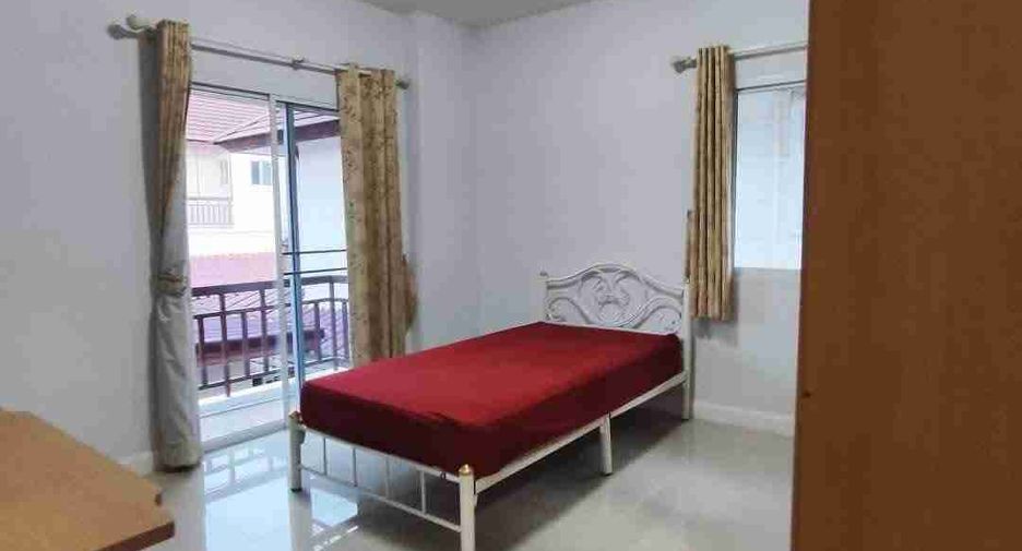 Haus zur Miete mit 5 Zimmer in Bang Lamung, Chonburi
